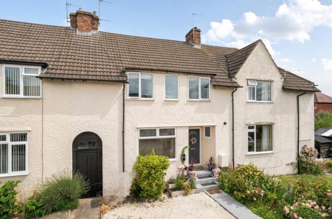 4 bed property, in 5 First Avenue, £259,950