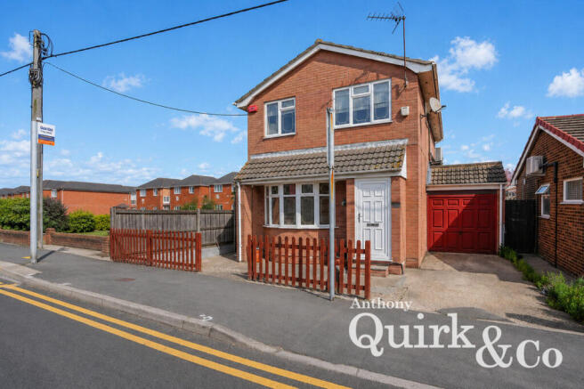 3 bed property, in Point Road, £350,000