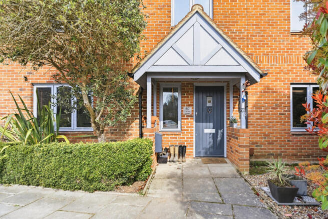 3 bed property, in Pinkneys Drive, £1,050,000