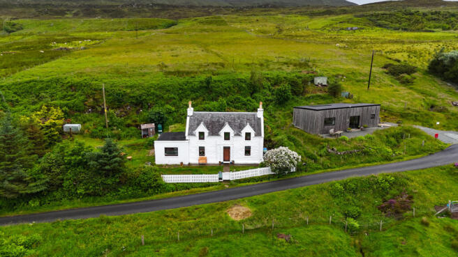 3 bed property, in 9 Borreraig, £465,000