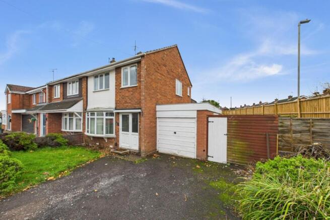 3 bed property, in Granville Drive, £279,995