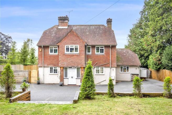 5 bed property, in Chichester Road, £950,000