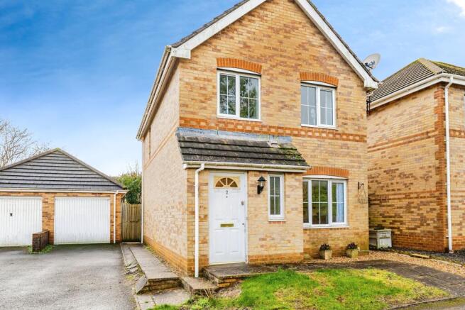 3 bed property, in Hafod Wen, £290,000