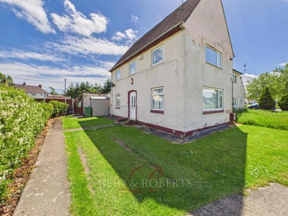 3 bed property, in Pilgrim Way, £175,000