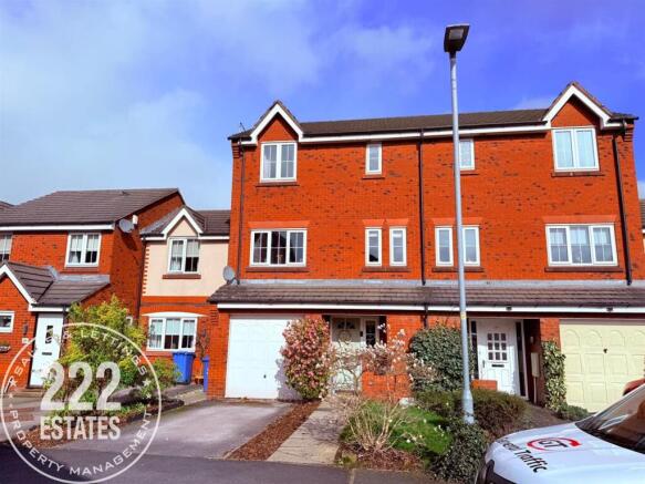 3 bed property, in Harrison Close, £250,000