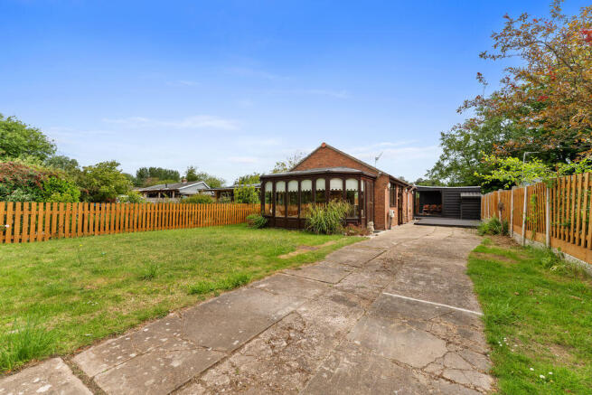 2 bed property, in Anthony's Bank, £90,000
