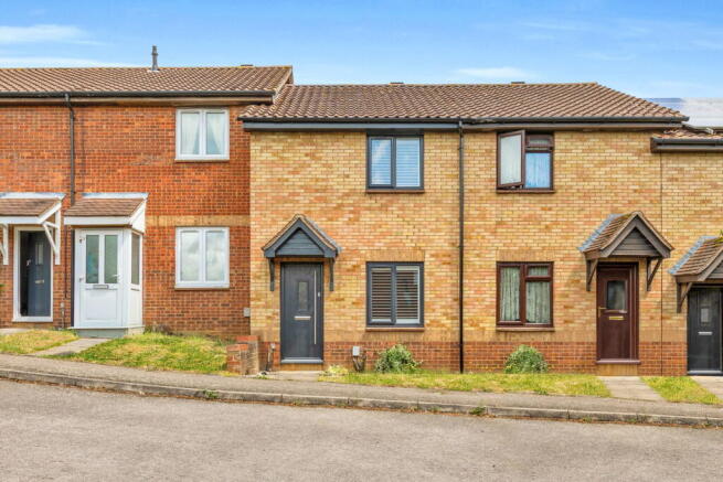 2 bed property, in Tennyson Avenue, £280,000
