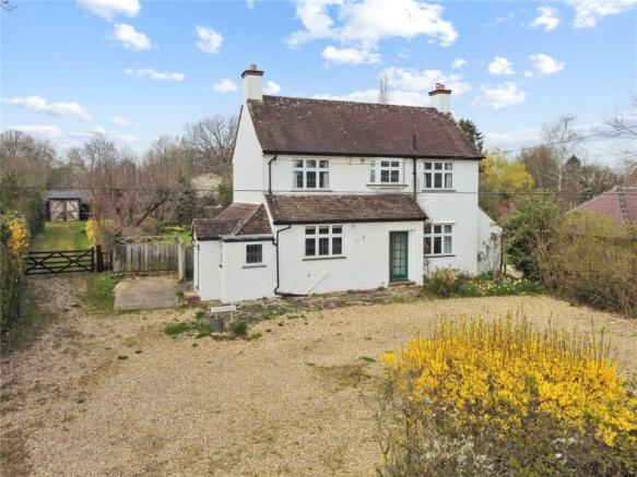 2 bed property, in Darrs Lane, £875,000