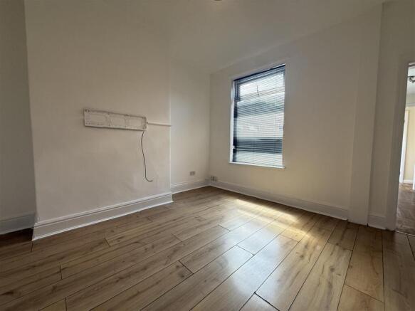 3 bed property, in Blaydes Street, £99,950