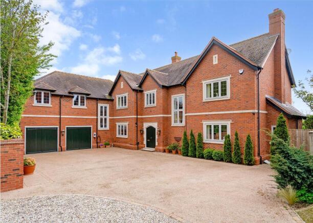 4 bed property, in Oldborough Drive, £1,450,000