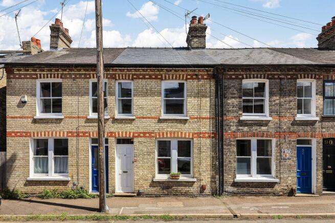 3 bed property, in Thoday Street, £500,000