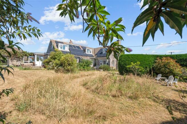 3 bed property, in Martinstown, £625,000