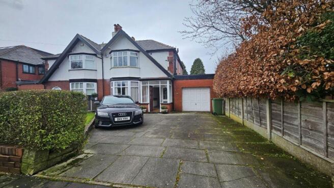 3 bed property, in 27 Towncroft Lane, £385,000