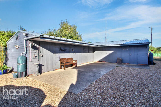 4 bed property, in Walton Road, £575,000