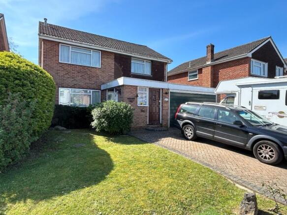 4 bed property, in Rempstone Road, £440,000