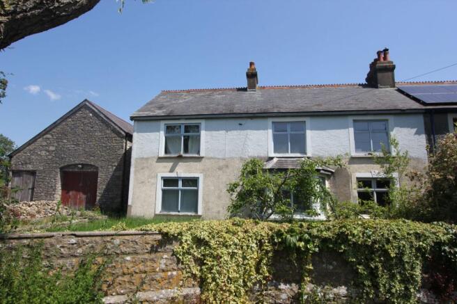 4 bed property, in Llanmaes, £550,000
