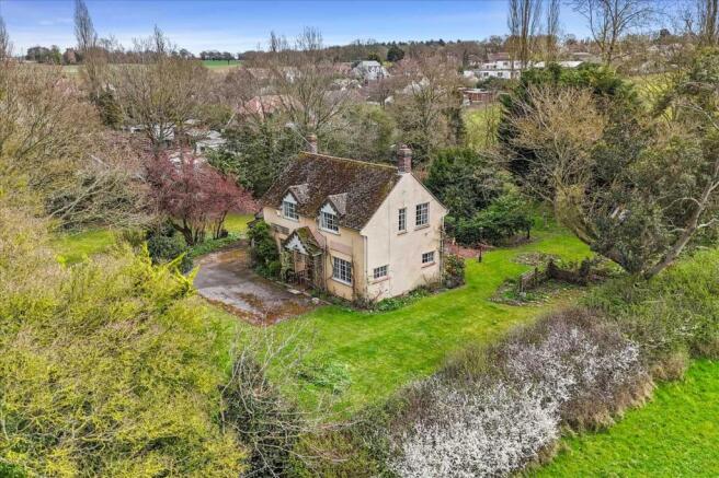 3 bed property, in The Park, £525,000