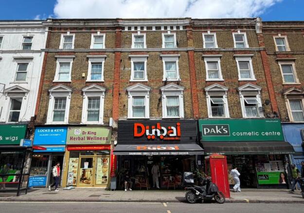 1 bed property, in Flat A, £375,000
