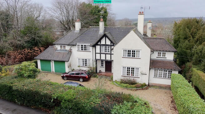 5 bed property, in Great Austins, £1,850,000