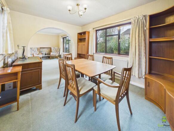 2 bed property, in Princes Road, £380,000