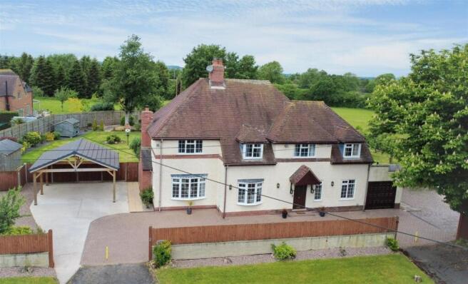5 bed property, in Birmingham Road, £1,195,000