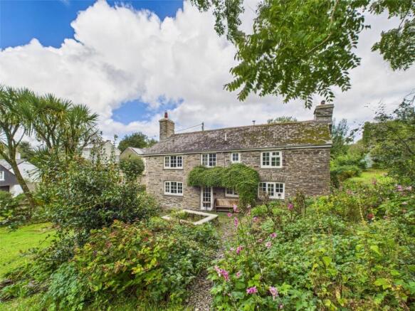 4 bed property, in Quethiock, £425,000