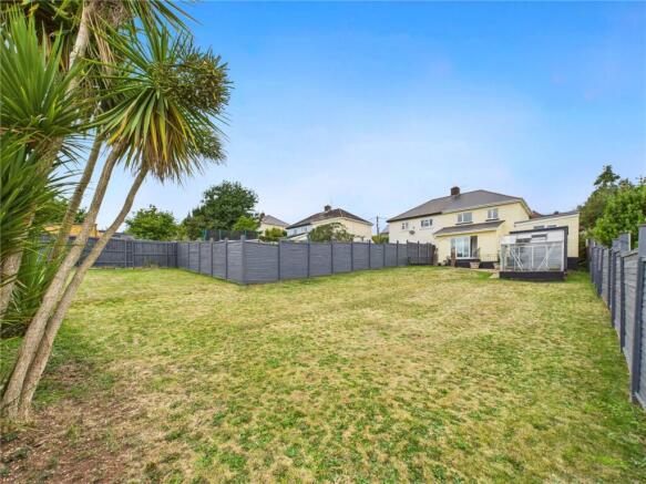 3 bed property, in Westfield, £375,000