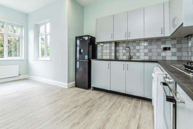2 bed property, in Babington Road, £500,000