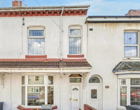 4 bed property, in Wilson Road, £175,000