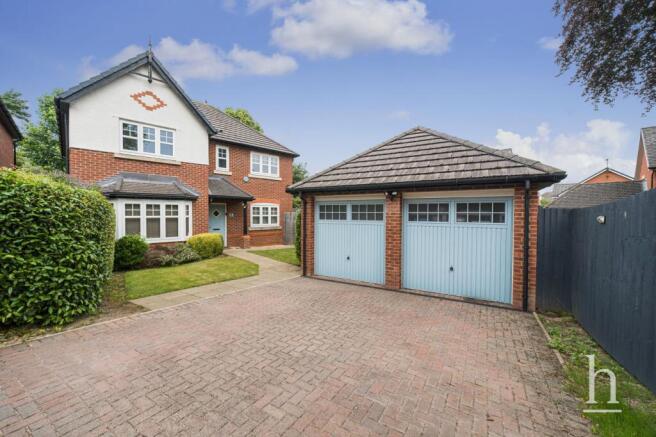 4 bed property, in Taylor Place, £549,950
