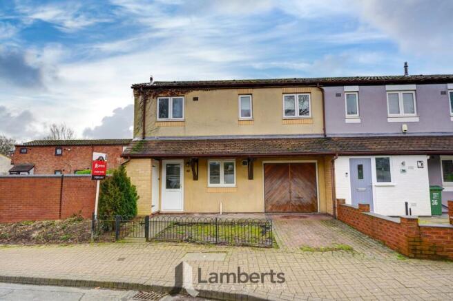 2 bed property, in Doverdale Close, £160,000