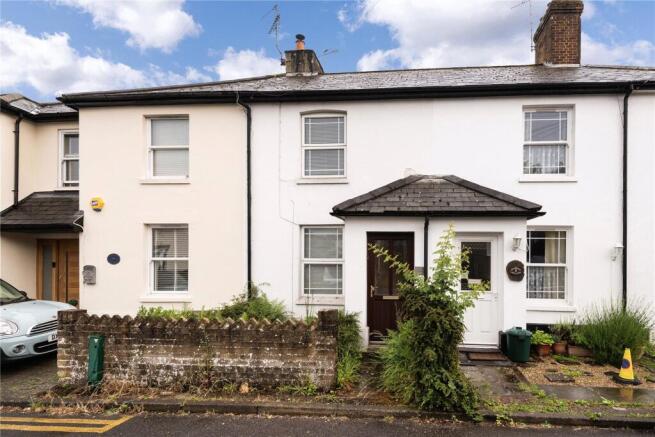 2 bed property, in Spring Cottages, £350,000