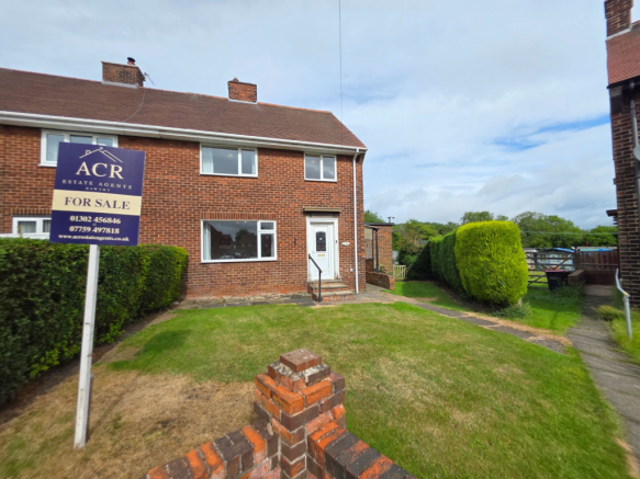 3 bed property, in Birchwood Drive, £170,000
