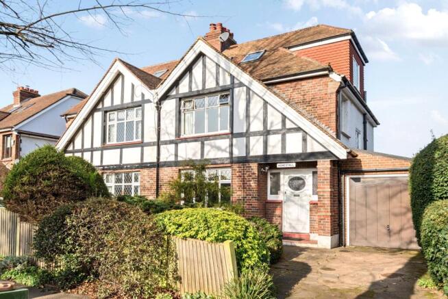 4 bed property, in Weston Green Road, £900,000
