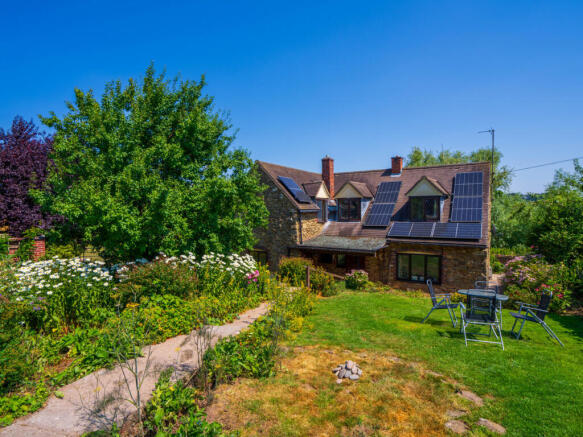 2 bed property, in Neen Savage, £600,000
