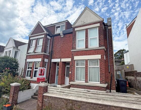 3 bed property, in Hollingbury Road, £425,000