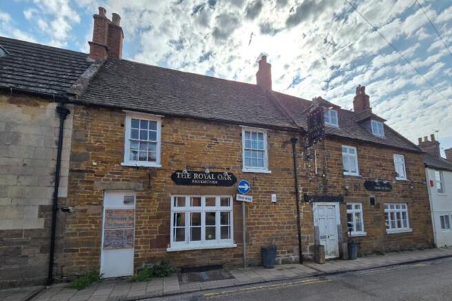 Land, in Royal Oak 9 Queen Street, £495,000