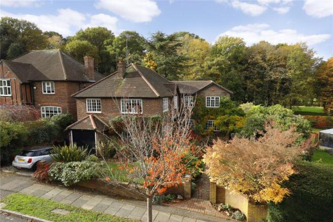 4 bed property, in Wool Road, £2,950,000