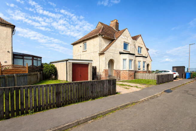 2 bed property, in Mcduff Street, £144,950
