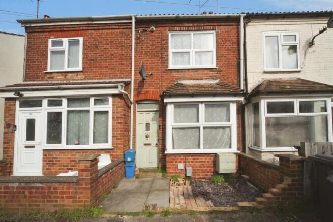 2 bed property, in Letchworth Road, £260,000