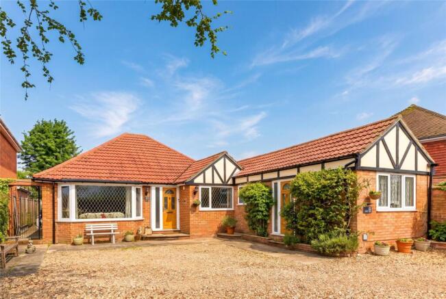 5 bed property, in Monks Lane, £750,000