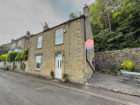 1 bed property, in Rock Cottage, £80,000