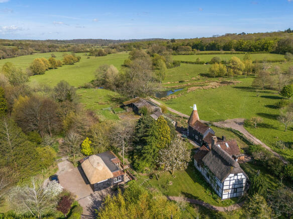5 bed property, in Shrub Lane Burwash, £1,250,000