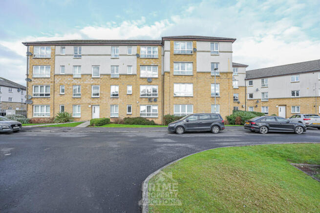 2 bed property, in 37 Croft Gardens, £115,000