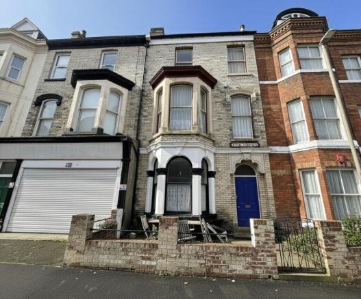3 bed property, in Alga Terrace, £130,000