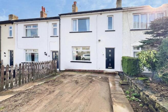 3 bed property, in Kilroyd Avenue, £160,000