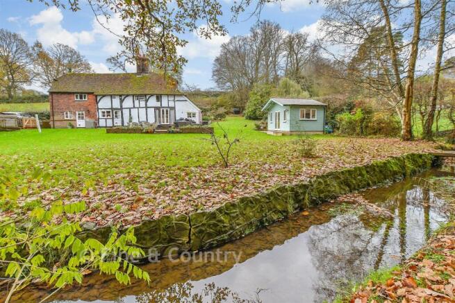 4 bed property, in Hatmill Lane, £1,250,000