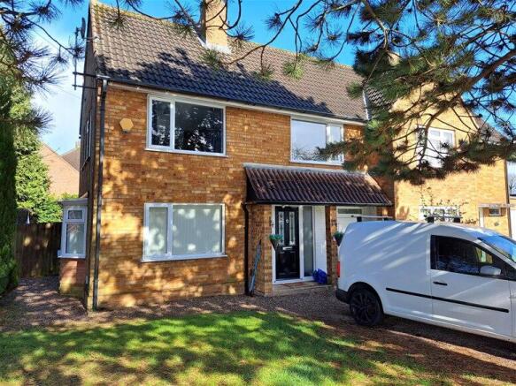 3 bed property, in Trinity Road, £455,000