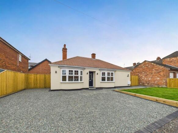 3 bed property, in South Terrace, £340,000