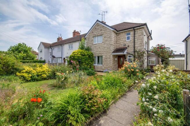 3 bed property, in Ewart Street, £194,950